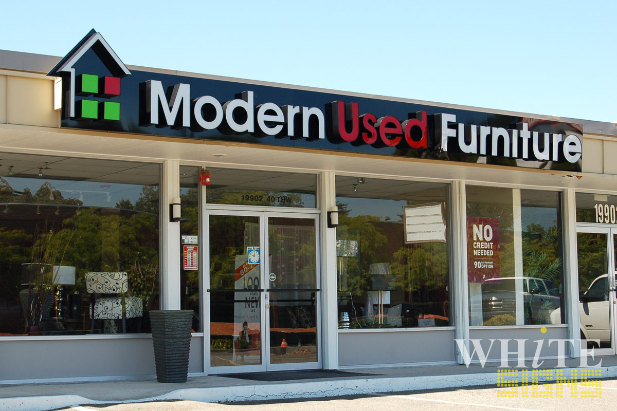 MODERN-USED-FURNITURE-(LYNNWOOD,-WA)